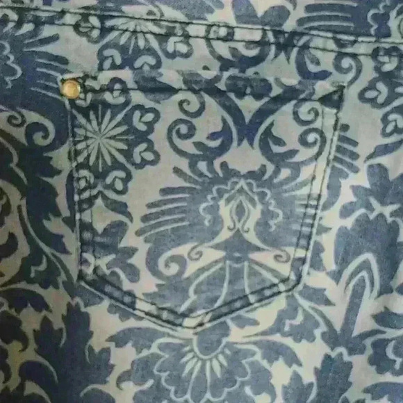 Sacred Virtue Jeggings - Picture 5 of 10